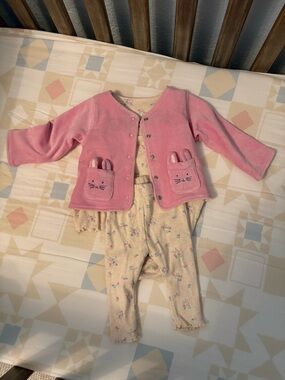 NWOT Jojo Maman Bebe Spring Set